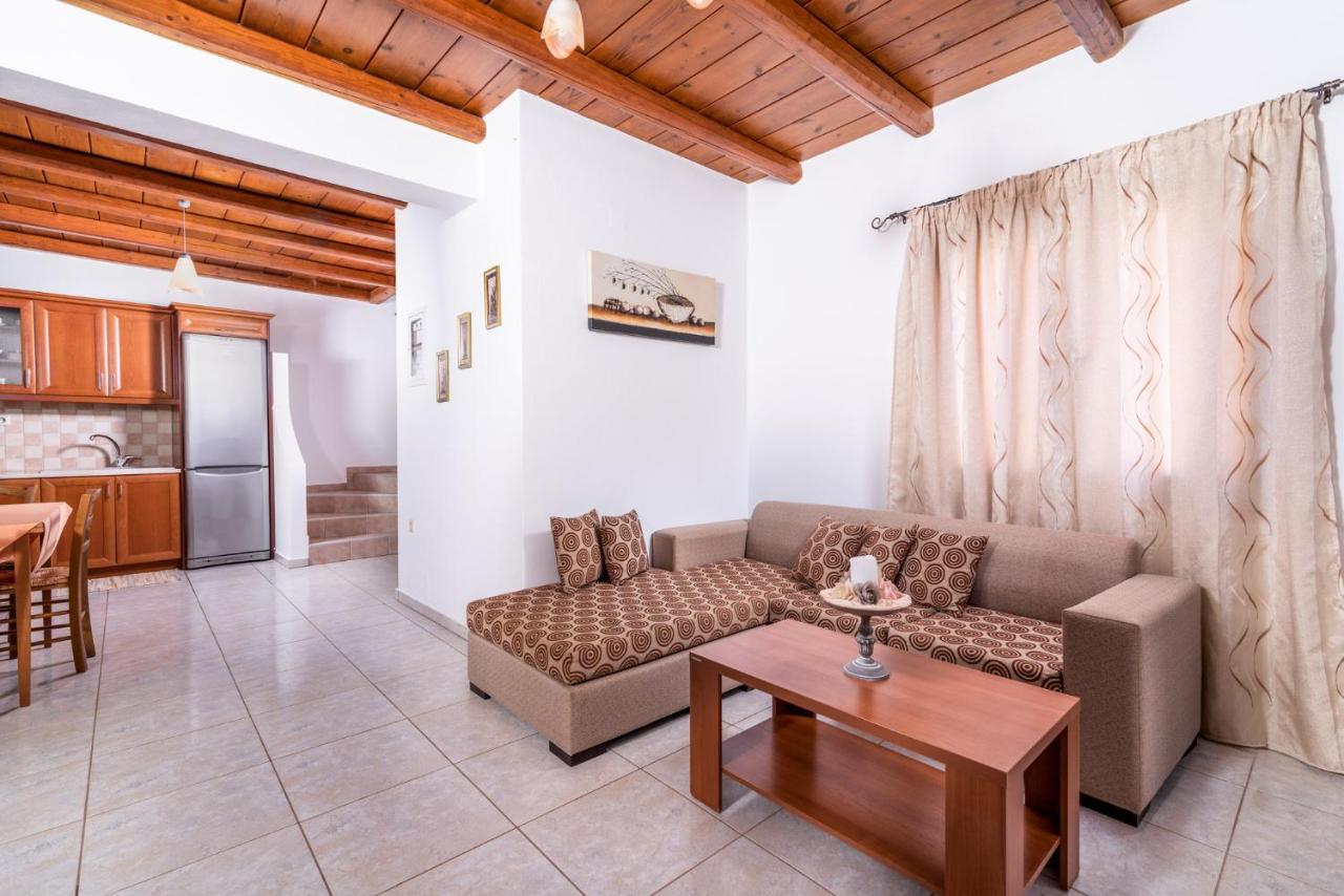 Appartement Vrisanos à Pitsidia Extérieur photo