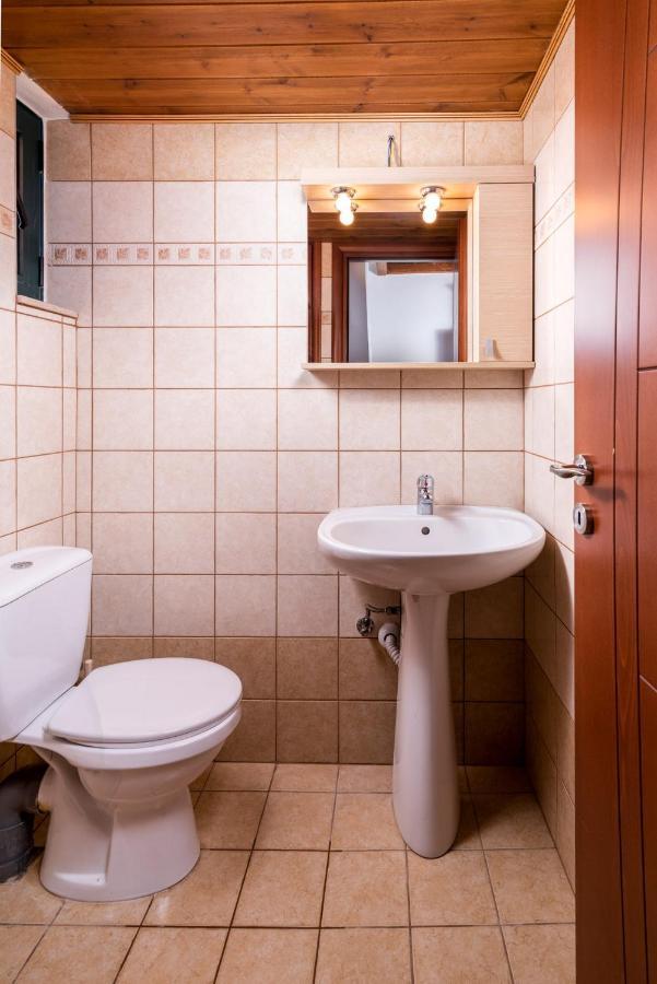 Appartement Vrisanos à Pitsidia Extérieur photo