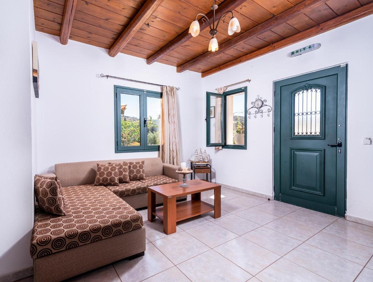 Appartement Vrisanos à Pitsidia Extérieur photo